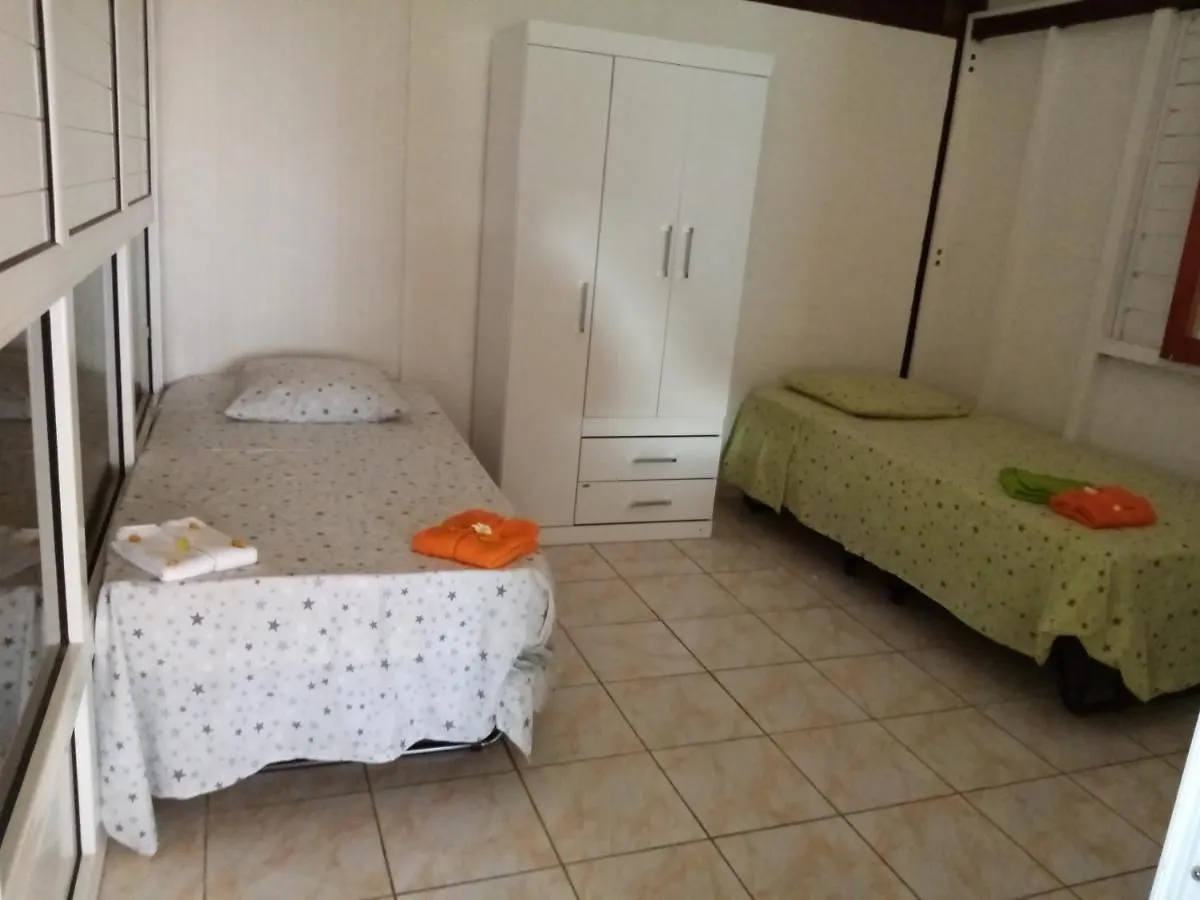Logement Aux Saveurs Des Mangues Juli Baillif